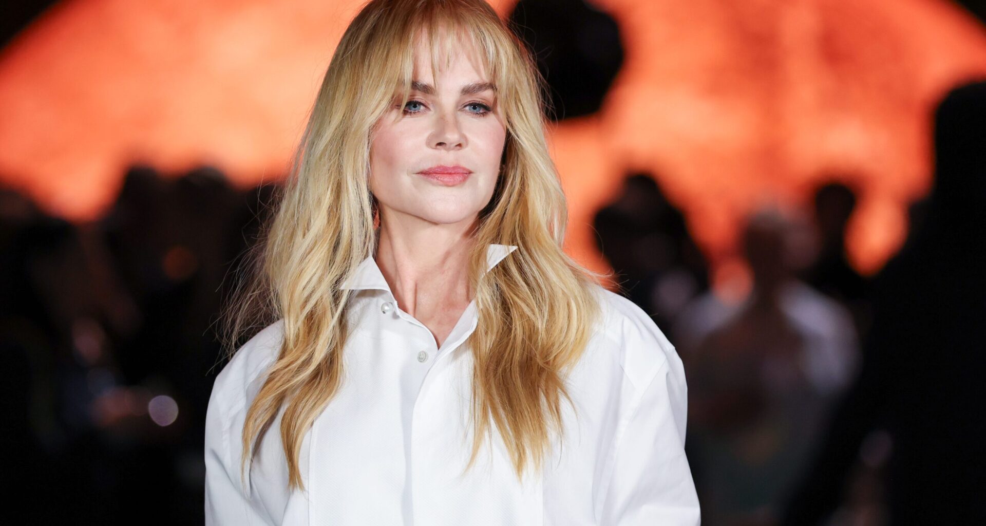 Nicole Kidman sagt, dass das Älterwerden ihr geholfen hat, zwei körperliche Merkmale anzunehmen, mit denen sie früher zu kämpfen hatte.