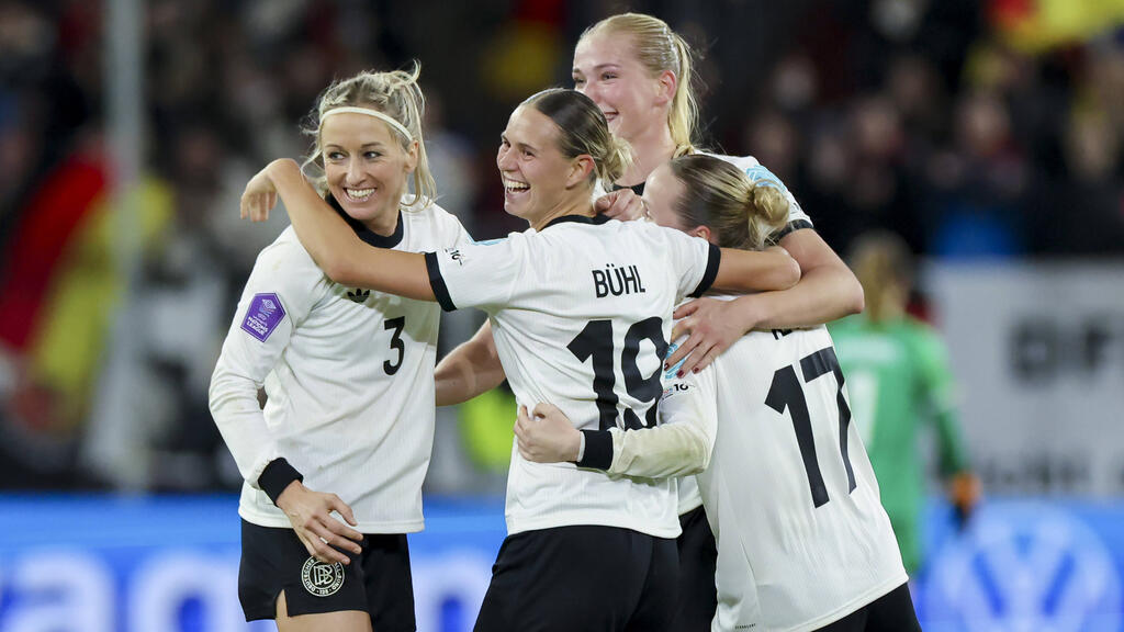 Bühl schießt DFB-Frauen zum Hinspiel-Sieg gegen Frankreich - Sport.de