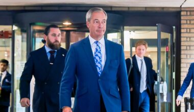 Brexit-Erfinder Nigel Farage sieht uns plötzlich als Abschiebe-Vorbild | Politik