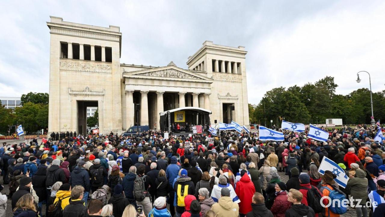 Hunderte setzen in München Zeichen gegen Antisemitismus