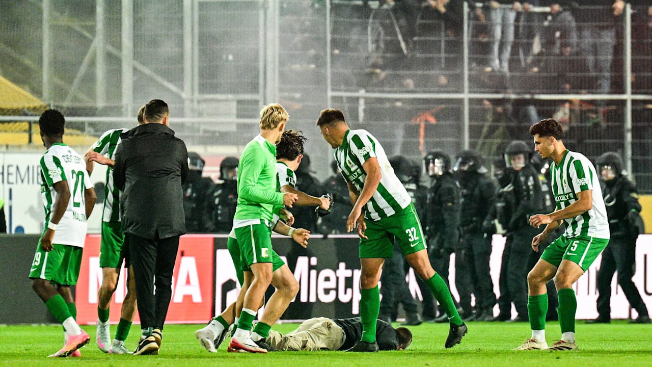 Nach Attacke gegen Fan: Urteil gegen Regionalliga-Kicker gefällt | Sport