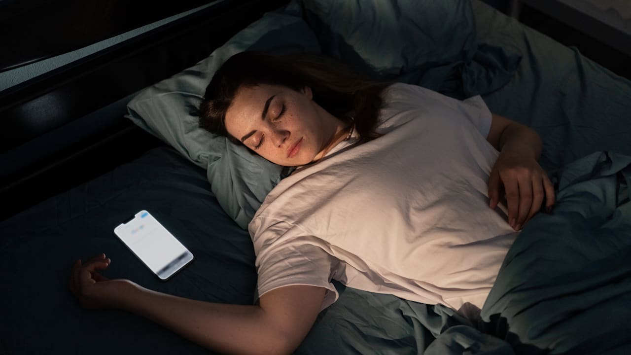 Studie enthüllt: Nächtliches Licht bedroht Herzgesundheit | Leben & Wissen