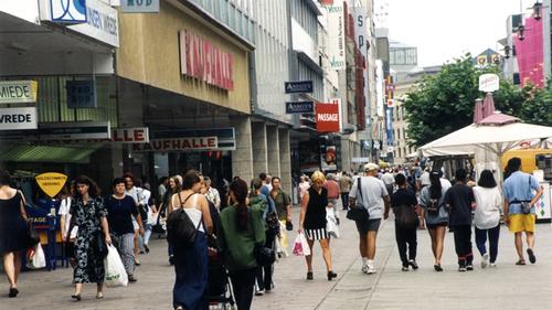 Die Saarbrücker Bahnhofstraße ist seit 30 Jahren autofrei