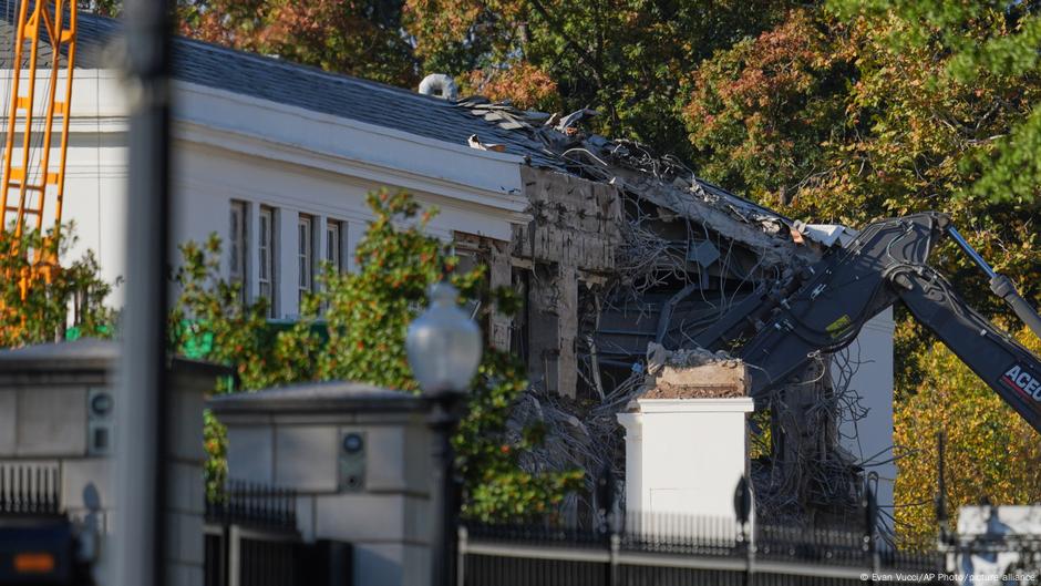 na und? Trumps opulenter Ballsaal im Weißen Haus – DW – 23.10.2025