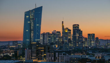 EZB hält Zinsen konstant: Zinsen bleiben bei 2 Prozent | Leben & Wissen