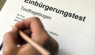 So werden Ausländer bei uns auch ohne Sprachkenntnisse eingebürgert