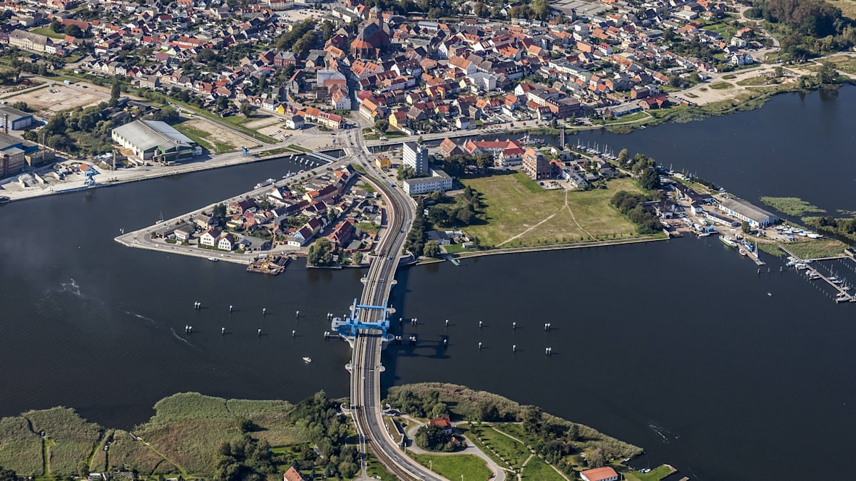 Mecklenburg-Vorpommern: CDU stimmt im Kreistag erstmals Antrag der AfD zu