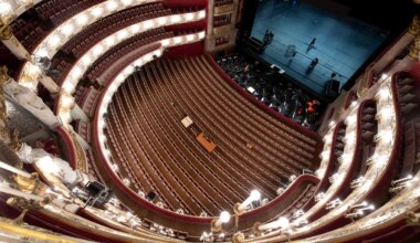 Wie saniert man das zweitgrößte Opernhaus der Welt? Das Nationaltheater in München vor der neuen Spielzeit - München