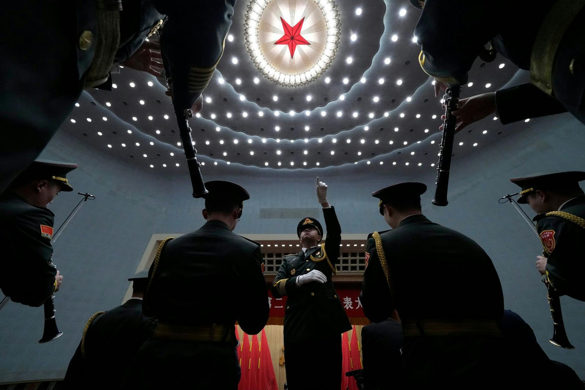 Chinas Nationale Volksarmee wird modernisiert und ausgebaut.