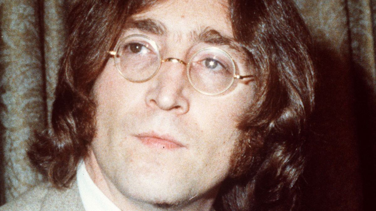 Beatles, Bed-Ins, Nacktfotocover: John Lennon: "Ich wurde verrückt geboren"