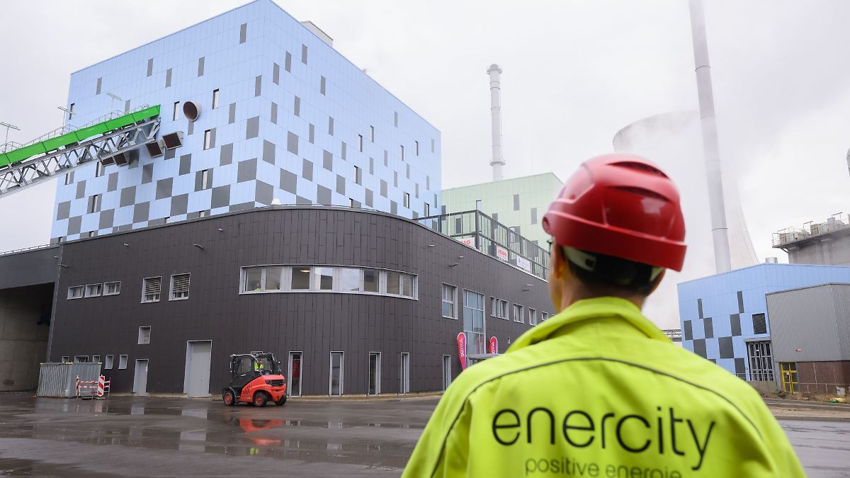 Niedersachsen & Bremen: Neues Biomasse-Heizkraftwerk liefert Wärme für Hannover