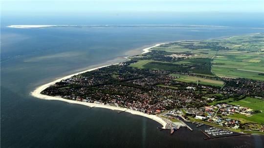 35-Jähriger stirbt auf Jahrmarkt auf Nordsee-Insel Föhr Auf der Nordsee-Insel Föhr ist auf einem Jahrmarkt ein Mann ums Leben gekommen. (Archivbild)