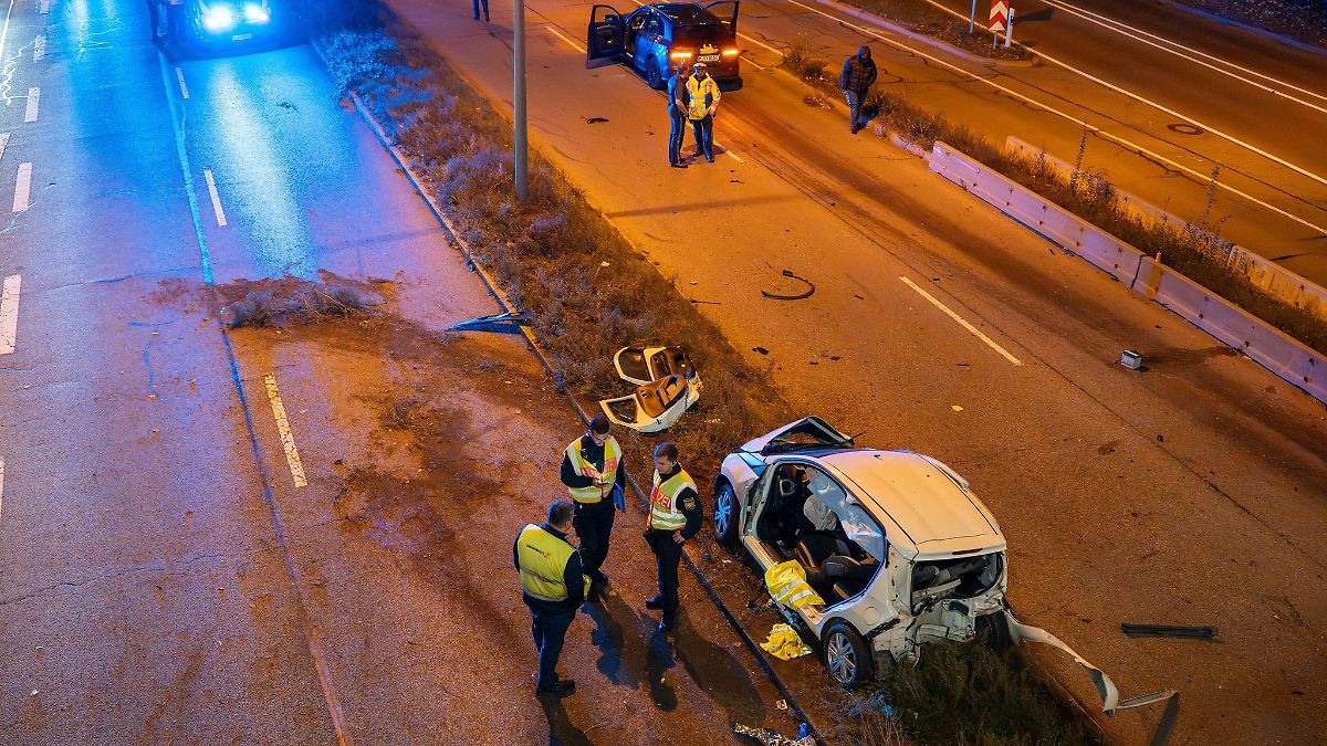 Bayern: Unfall mit drei Autos und mehreren Verletzten in München