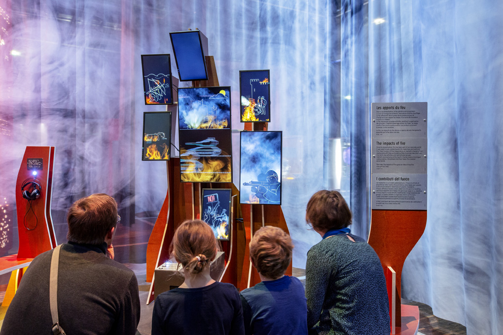 Die neue Sonderausstellung in der DASA beschäftigt sich mit dem Thema Feuer