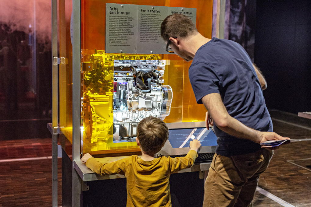 Die Ausstellung enthält viele Mitmach-Stationen für Jung und Alt.