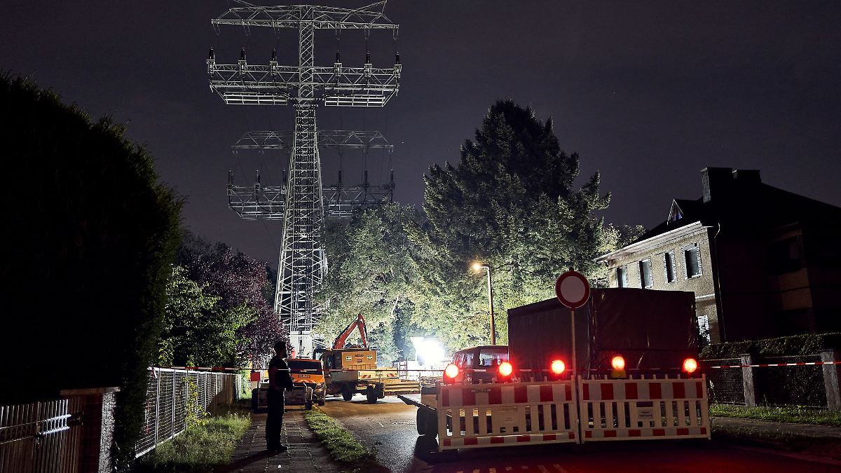 Berlin & Brandenburg: Stromausfall nach Anschlag kostet Landeslabor 100.000 Euro