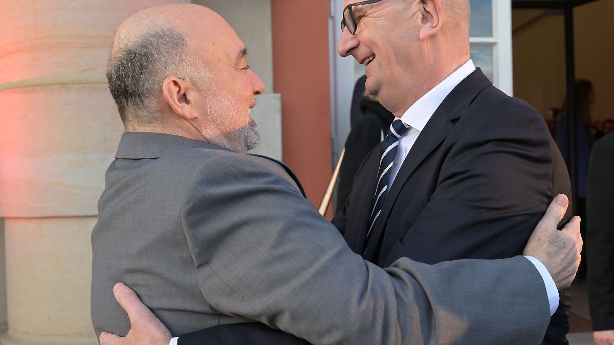 Berlin & Brandenburg: Woidke sieht Chance für Frieden in Nahost - Schutz für Juden
