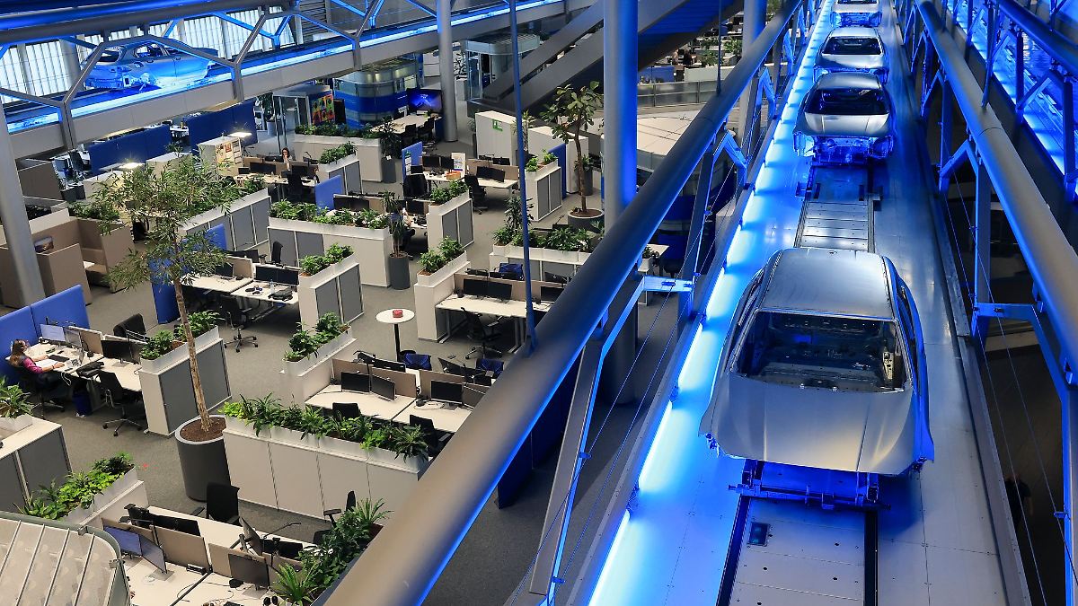 Sachsen: IHK Leipzig: Unternehmen fahren Investitionen zurück