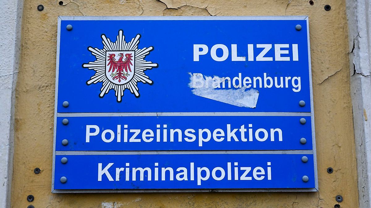 Berlin & Brandenburg: Gedenken an ersten im Dienst getöteten Polizisten
