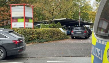 Nordrhein-Westfalen: Messerangriff in Bielefeld: 27-Jährige außer Lebensgefahr