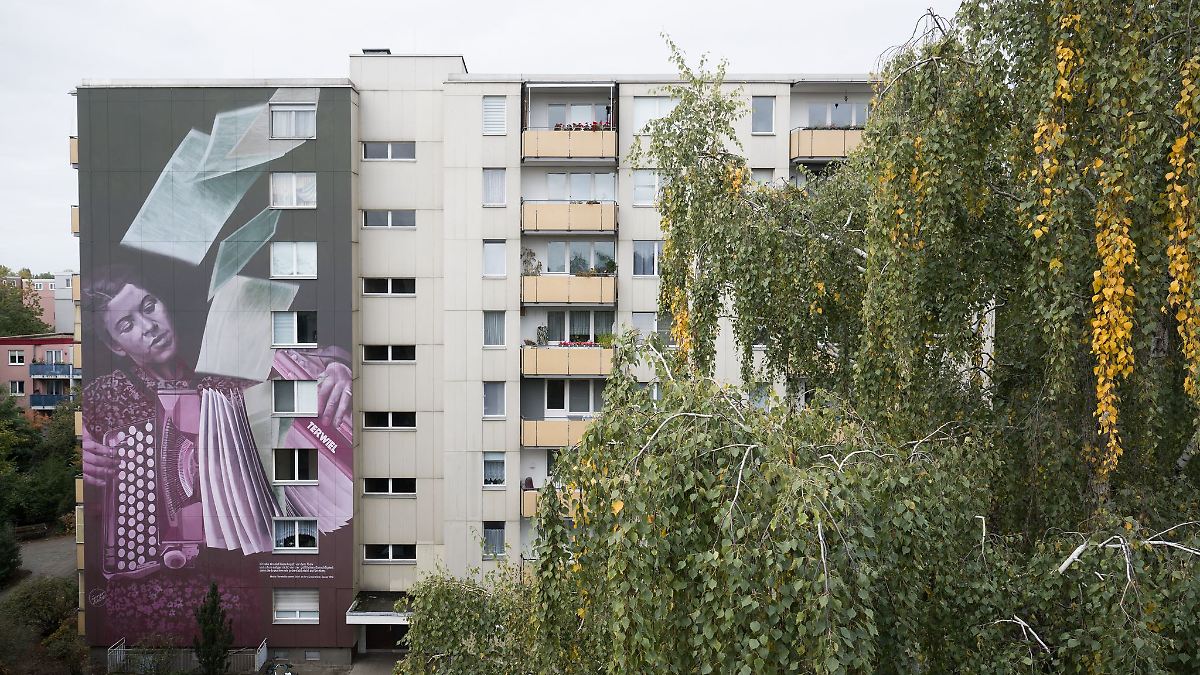 Berlin & Brandenburg: NS-Freiheitskämpferin wird mit Wandbild an Wohnhaus geehrt