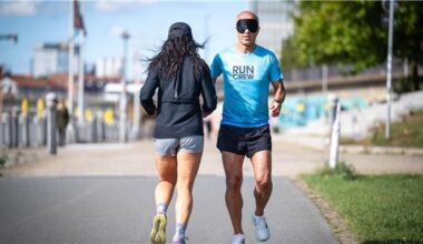 Bremer läuft Halbmarathon rückwärts mit verbundenen Augen