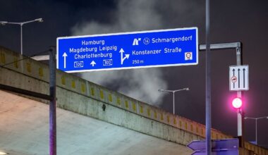 Berlin & Brandenburg: Fahrbahnen auf A100 gesperrt - Schäden an weiterer Brücke