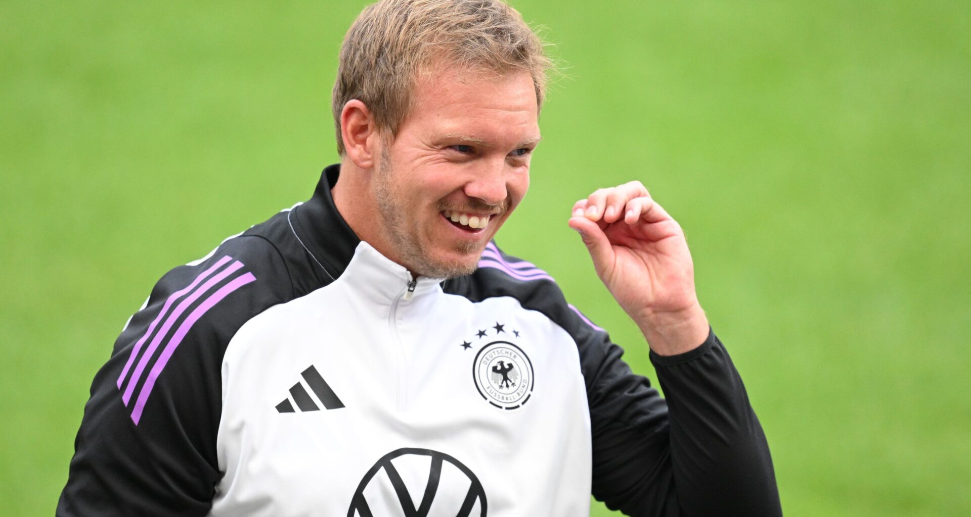 FC Bayern München, News und Gerüchte: "Anscheinend nicht eng genug" - Julian Nagelsmann scherzt nach Frage zu FCB-Gerüchten um Nico Schlotterbeck - SPOX.com