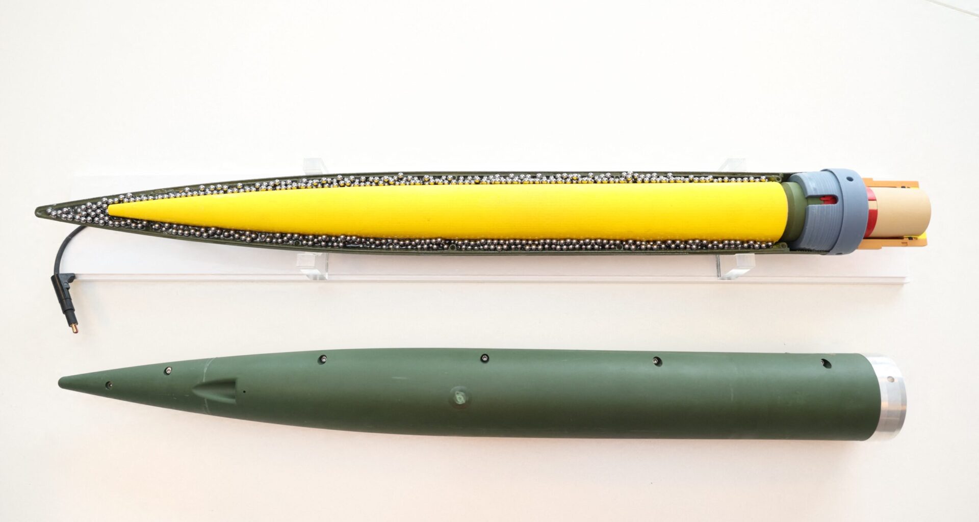 Thales produziert in Serie eine 70-mm-Rakete, die mit Kugeln bestückt ist, um Drohnen zu zerstören.