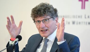 Baden-Württemberg: Wie die Landeskirche sich gegen Extremisten wappnen will