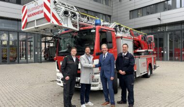 Mannheim/Brühl – Mannheimer Feuerwehr unterstützt Nachbar Brühl künftig mit Drehleiter – /// MRN-News.de