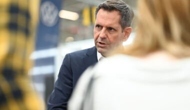Niedersachsen & Bremen: Vor Gipfel: Lies hält Regierungserklärung zur Autoindustrie