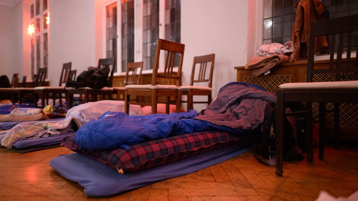 Sachsen: Kältehilfe in Dresden: Nachtcafés öffnen für Obdachlose