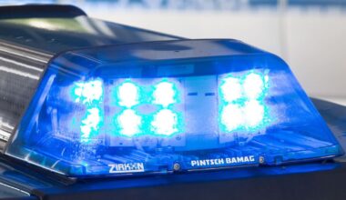 Leipzig: Mann und Jugendlicher werden angegriffen und beraubt