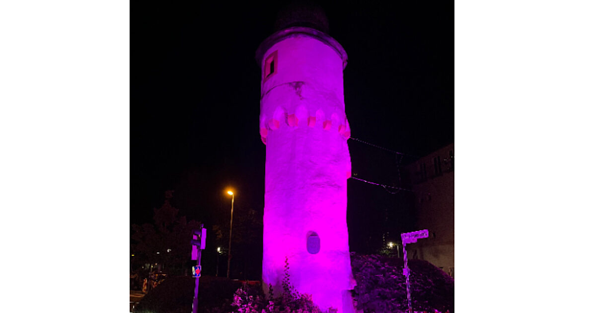 Herstallturm ganz in Pink