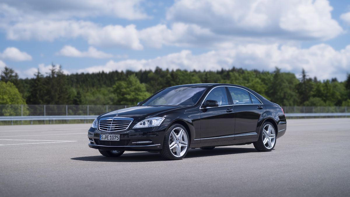 Luxusliner zum Kleinwagenpreis: Unterwegs im Alltagsklassiker Mercedes S 500 - noch immer erhaben