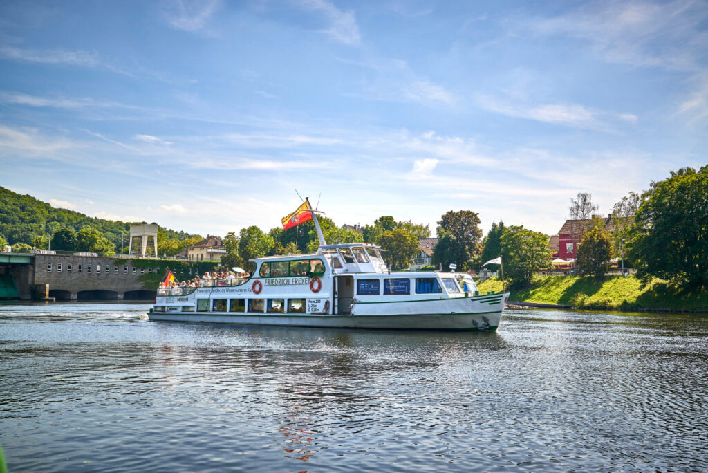 Die Weiße Flotte in Mülheim fährt Linien- und Sonderfahrten, Foto: Achim Meurer © MST