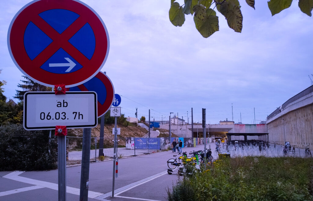 CSU und Grüne wollen Kiss-&-Ride-Plätze am West­zugang des Haupt­bahnhofs