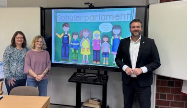 Demokratie zum Anfassen: Das Schülerparlament der Gemeinschaftsgrundschule Amern