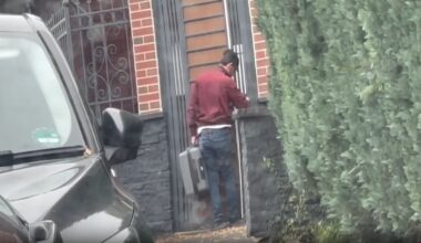 Der Tag: Taliban als Diplomaten in Bonn - Reporter filmt Einzug in Konsulat