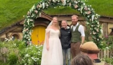 "Nur da, um Ring zu stehlen": Der "echte" Frodo platzt in Hochzeit im "Auenland"