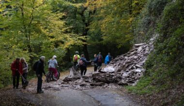 Steinschlag - Wanderweg in Solingen gesperrt