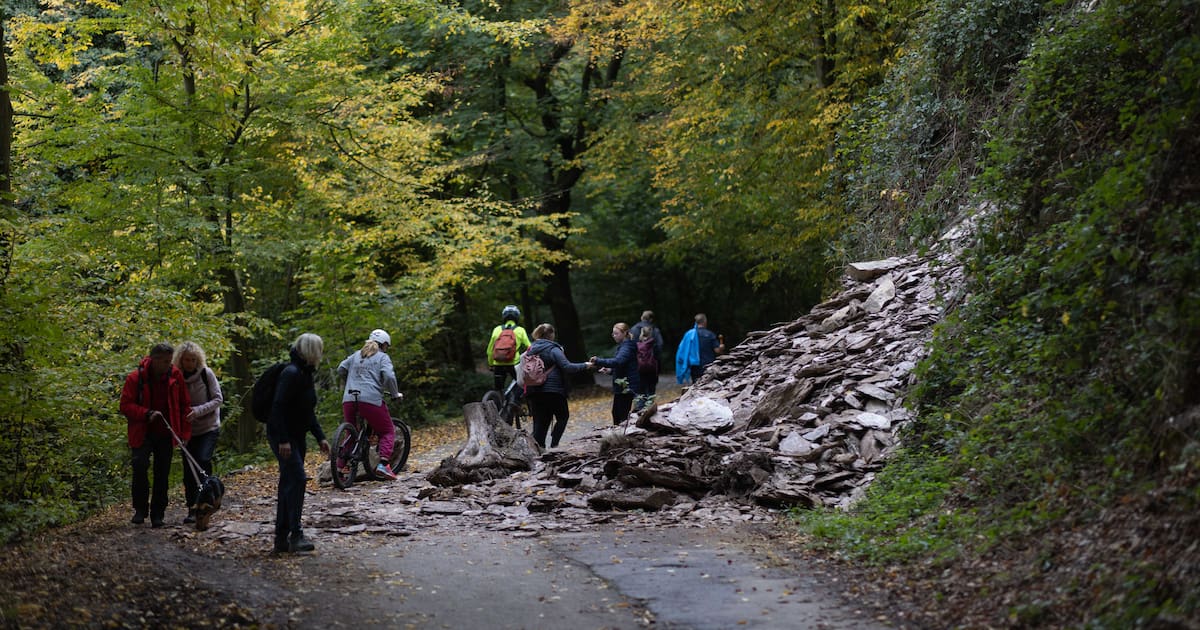 Steinschlag - Wanderweg in Solingen gesperrt
