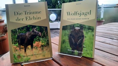 Zwei Bücher auf einen Streich: Wolfram Martin hat die Romane herausgegeben.