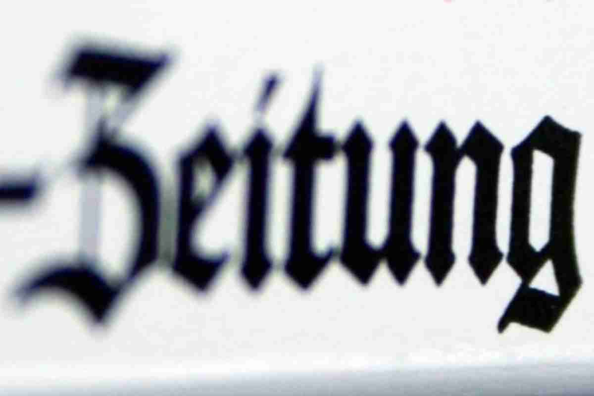 Schriftzug Zeitung