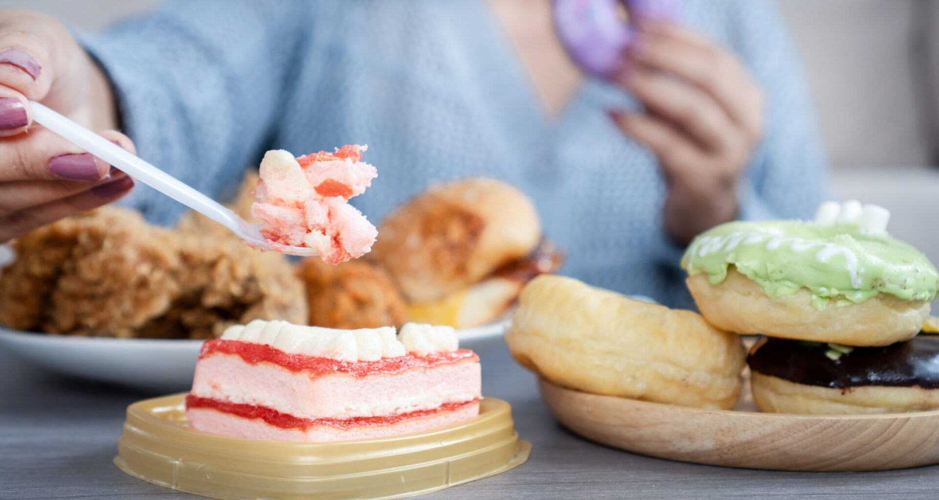 Comfort Food: Menschen mit chronischen Schmerzen neigen zu emotionalem Essen
