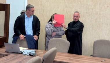 Köln: Trickbetrügerin muss ins Gefängnis – Streit um 100.000 Euro