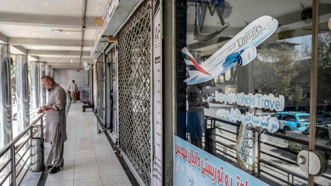 Afghanistan offline: Kein Lebenszeichen aus der Heimat