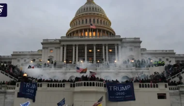 Liveblog USA unter Trump: Von Trump begnadigter Kapitol-Randalierer festgenommen