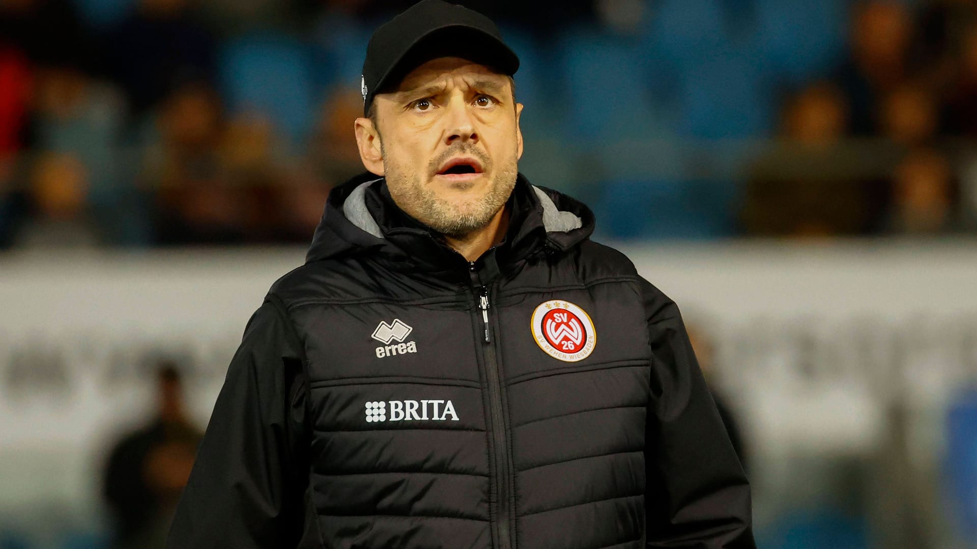 Am Ende glücklos: Trainer Nils Döring muss bei Wehen Wiesbaden gehen. Am Ende glücklos: Trainer Nils Döring muss bei Wehen Wiesbaden gehen.